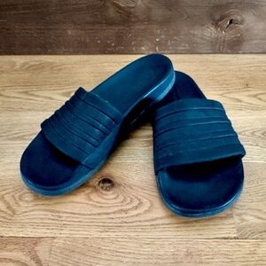 adidas Adilette Cloudfoam Mono Core Black Men's 5, Women's 6 Medium